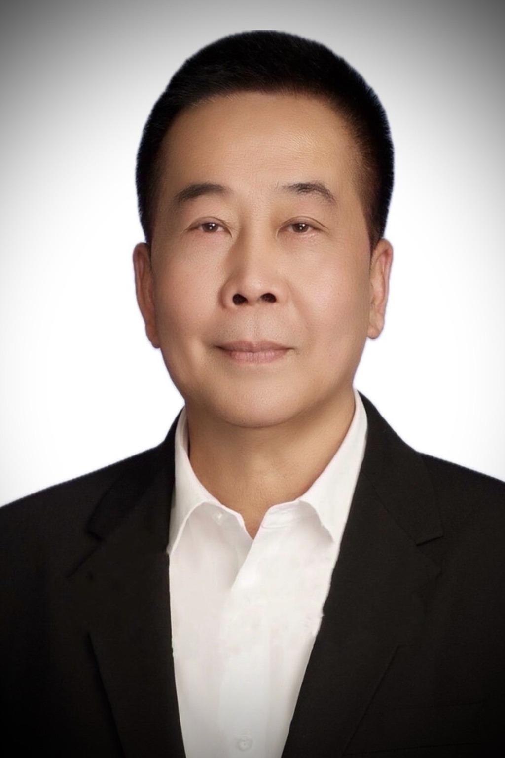 Lt._Gen._Anutat_Bunnag_RPG